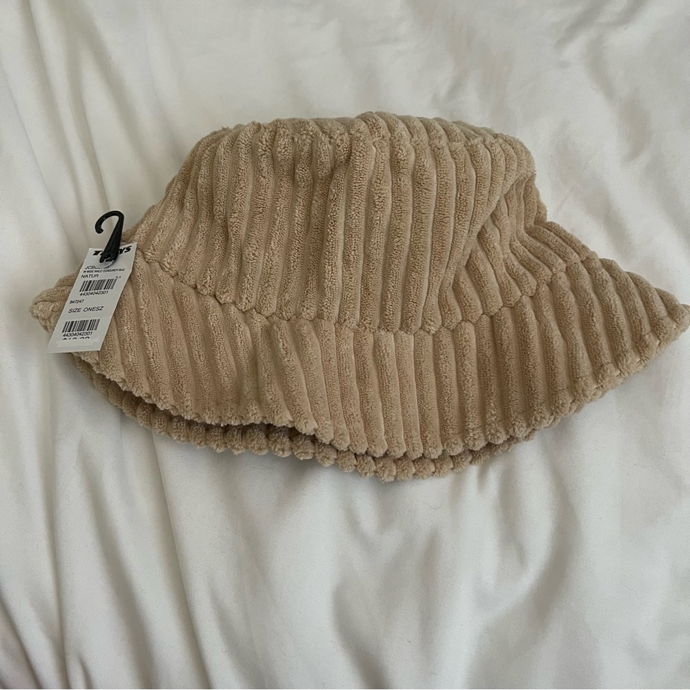 NWT Tillys corduroy bucket hat